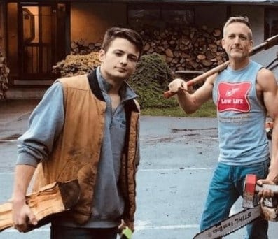 Dad and twin sons cut enough firewood to fill 80 trucks – donate it all to those who need it most