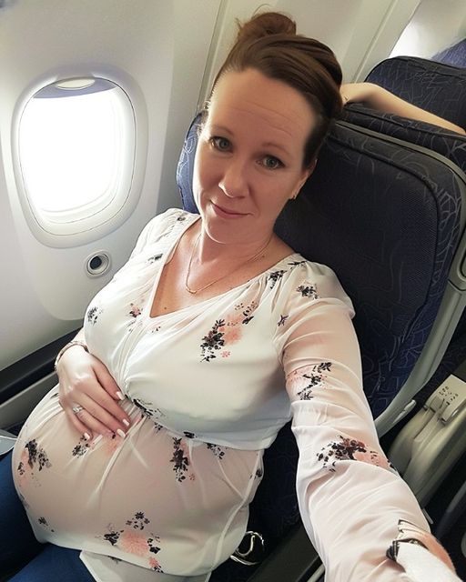 Pregnant Woman Forced to Kneel on Flight – You Won’t Believe the Reason Why